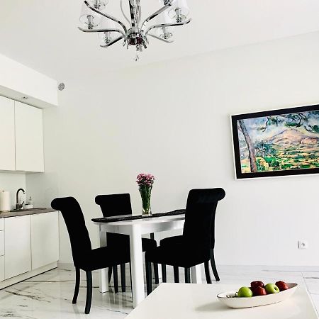 Leo Royal Apartament 포비에로보 외부 사진