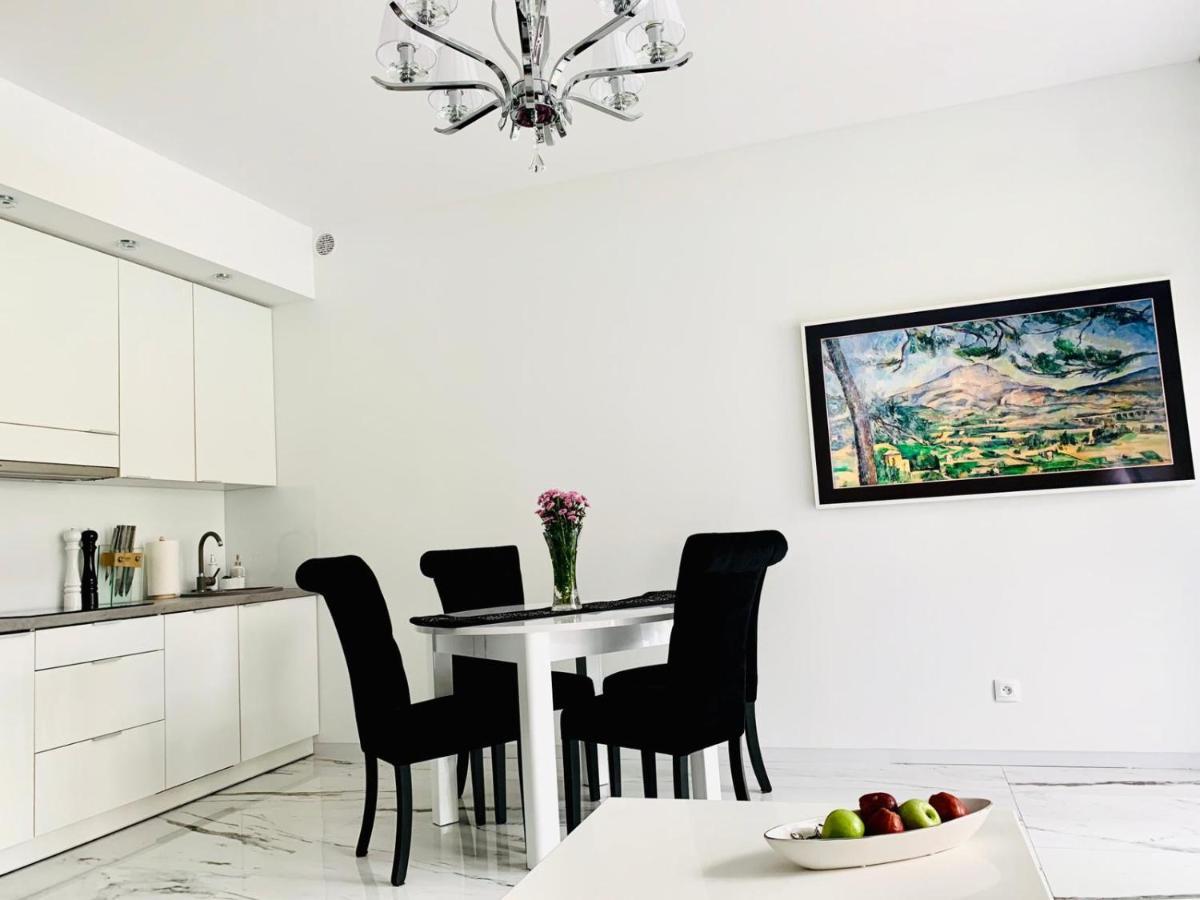 Leo Royal Apartament 포비에로보 외부 사진